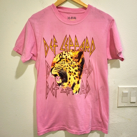 Anine Bing Tops - Def Leapard pink shirt